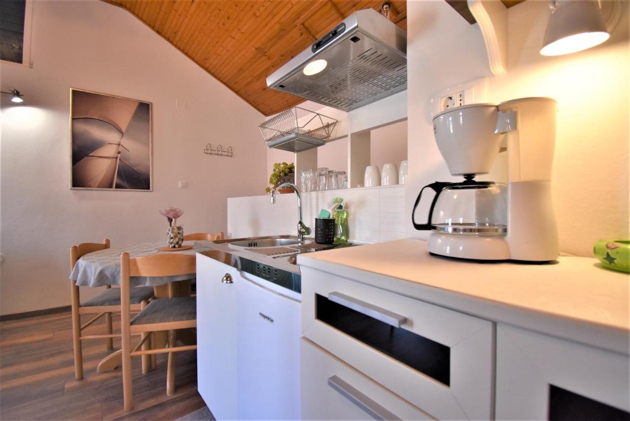 Studio Apartments Skoric Opatija Volosko Exterior foto